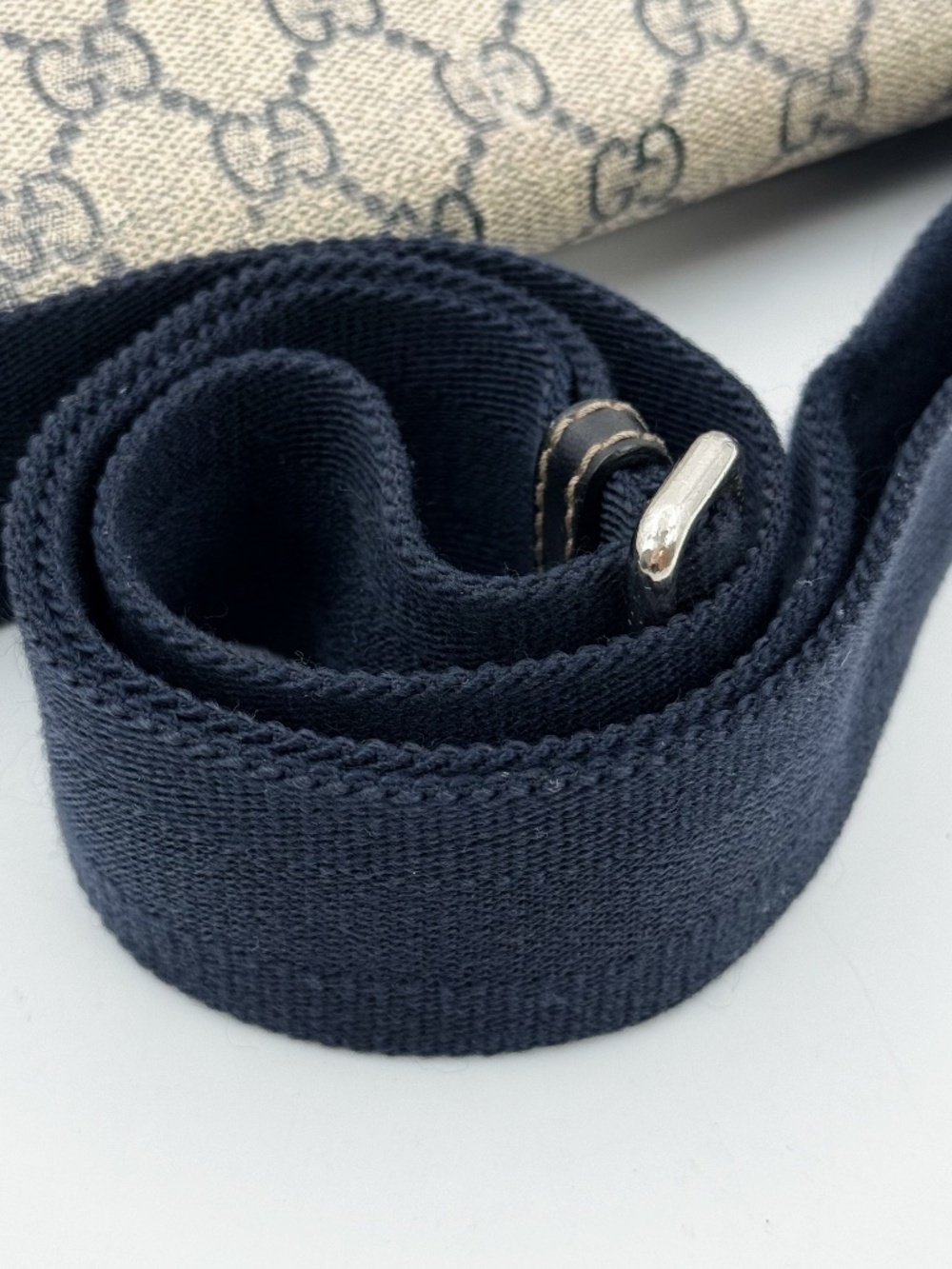 Gucci GG Supreme Canvas Flap Messenger Bag Navy Crossbody Shoulder Bag - Picture 12 of 15